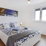 Anja Zambrazija By Interhome Apartman *