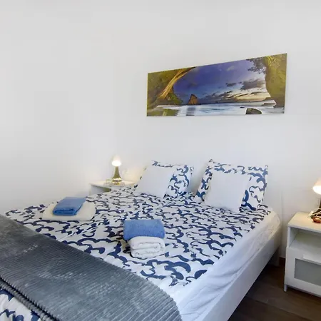 Anja Zambrazija By Interhome * Umag
